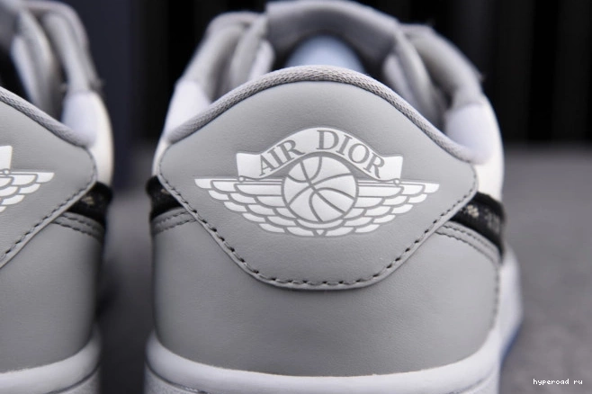 OG (DR DR LOW CN8607-002 1 shoe X JORDAN box) 0718